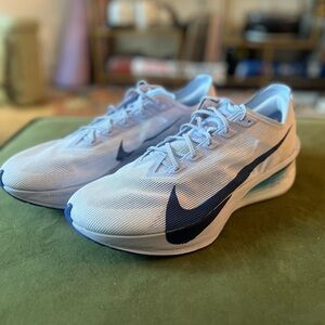Nike Vaporfly 4 Men’s 11.5 Brand New